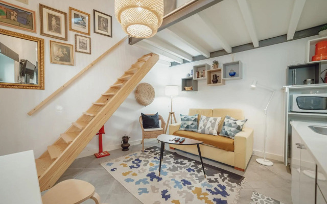 Mezzanine Stylish Apartment S