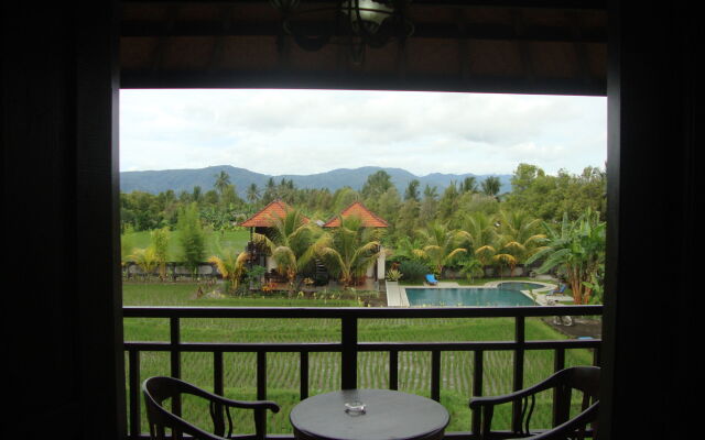Atres Villa