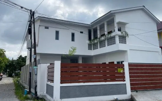 Hotel O White House SyariahNearOYO 93457 White House Syariah