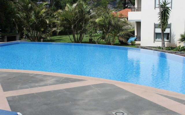 Jasmineiro Palms Palace Apartment