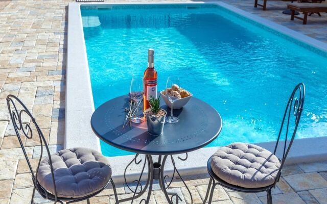 Quiant Holiday Home in Gorica With Pool