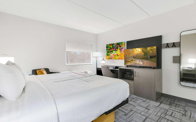 La Quinta Inn & Suites by Wyndham Jacksonville Mandarin