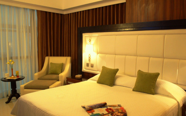 Central Park Tower Resort