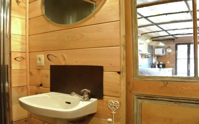 Cozy Mobile Home in Vresse-sur-semois With Terrace