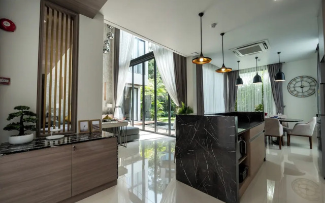 Panora Villa 8112 By Villacarte