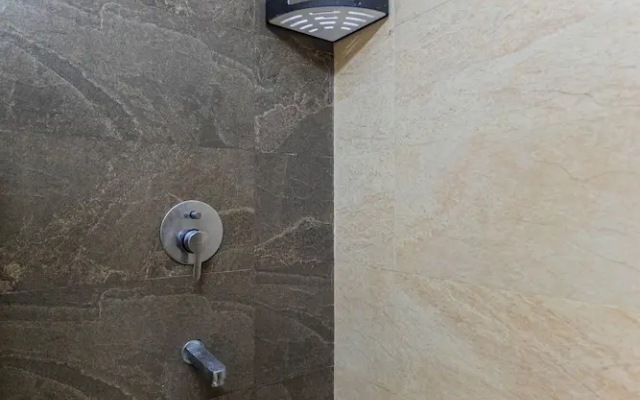 Indigo Studio by Jadecaps Nr. DLF IT Park