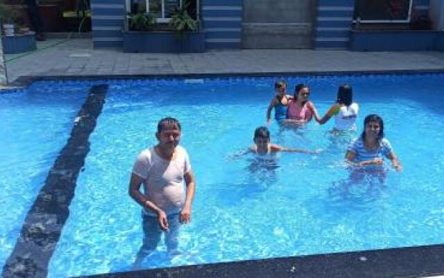 Mayur Retreat