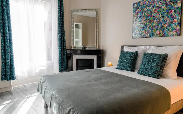 Monkey 2 SALLES DE BAIN hypercentre 6 pers