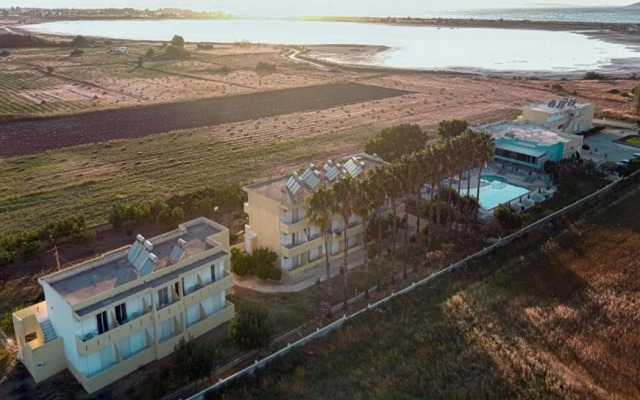 Oasis Tigaki