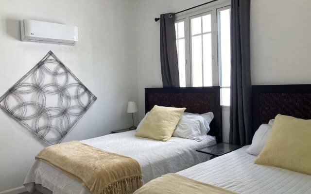 Casa Blanca in the Heart of Miramar