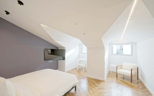 w Cool 1BR With Private Terrace in Plaza Herrera