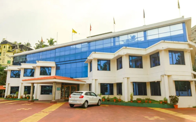 OYO 28567 Krishna Holiday Village