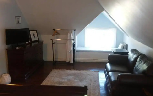 The Londoner Bed & Breakfast