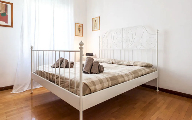 Temporary House - Fiera City