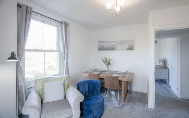Post Office House - 3 Bed - Reynoldston