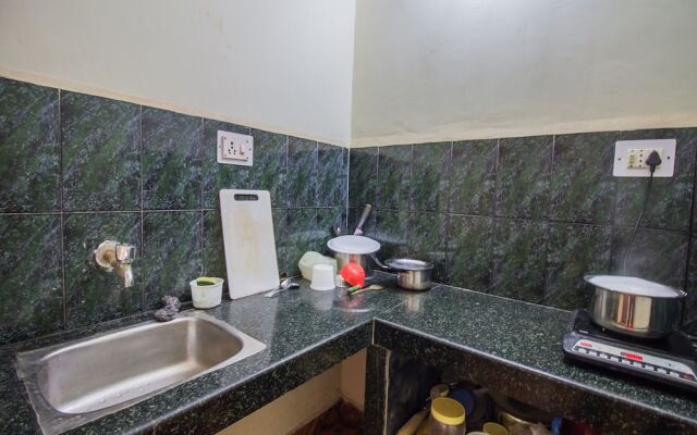OYO 13201 Home Studio Calangute Beach