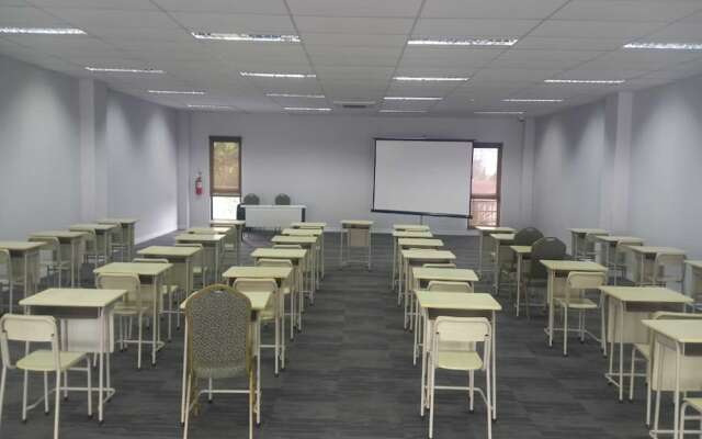 TOS Hotel & Convention Center Tangerang Powered by Archipelago