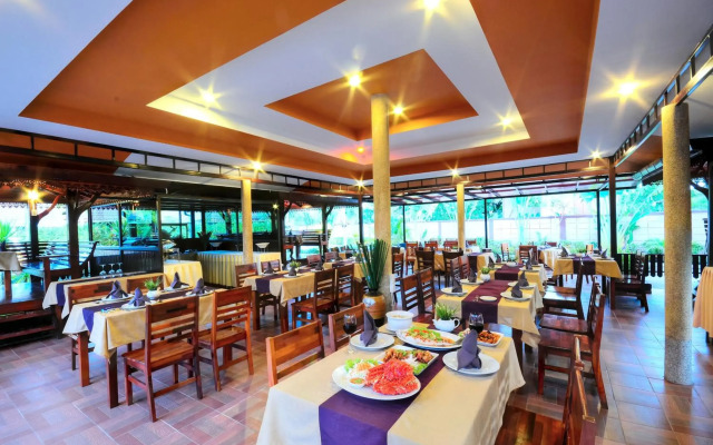 Maleedee Bay Resort