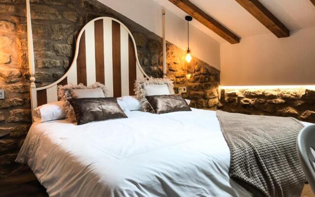 La Casona de Alútiz & Bodega