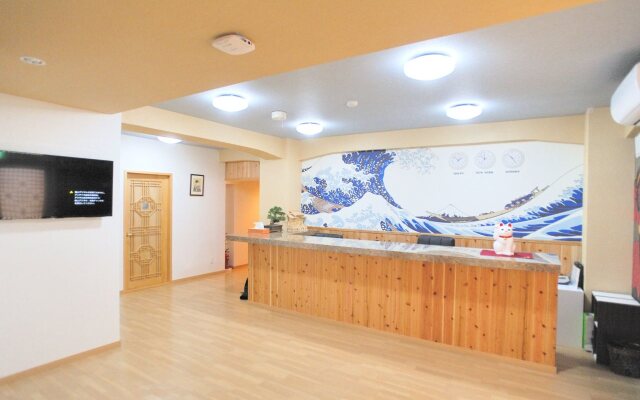 HOLIDAY VIEW INN - Hostel