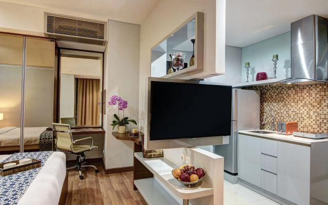 Sampit Residence Managed by FLAT06