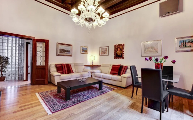 Bosso Palace Venetian Apartment