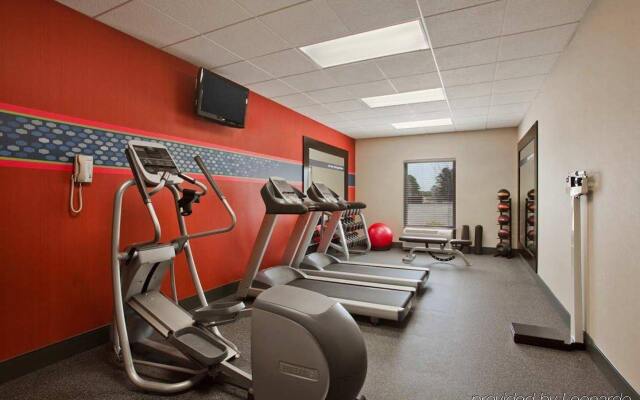 Hampton Inn by Hilton Dunn