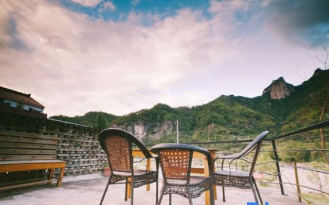 Floral Hotels Time Inn