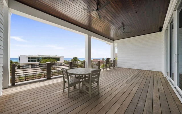 Bourbon Sea by Five Star Properties