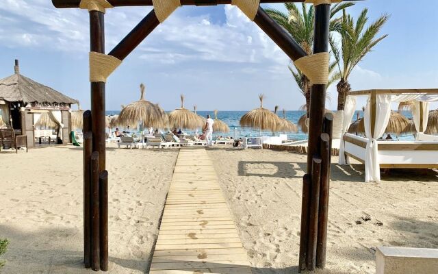 TGS & RUMEX Suites Banus