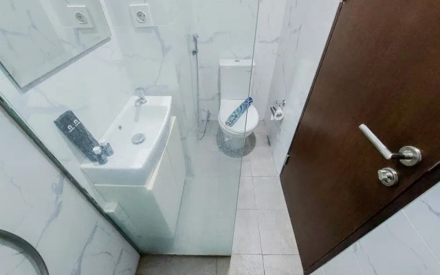 Good And Elegant Studio At Pacific Garden Apartment