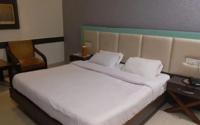 Oyo 23168 Hotel G C Regency