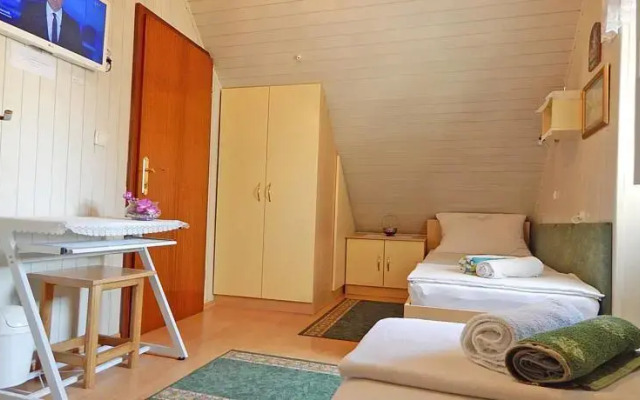 Rooms Ana