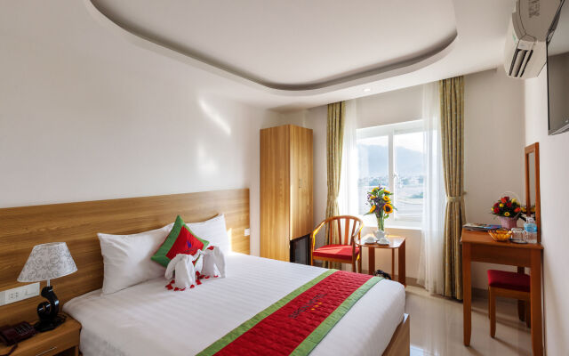 Siren Flower Hotel
