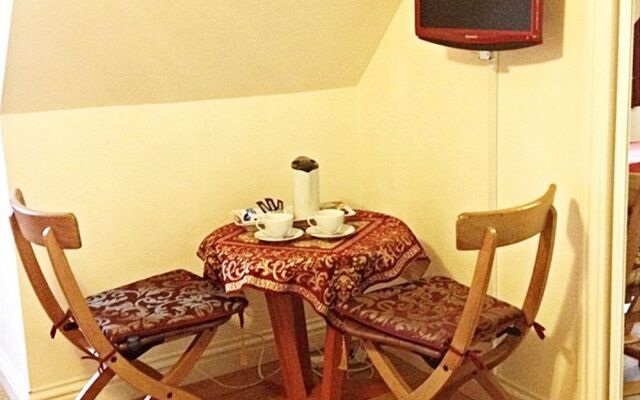 The Stirling Bed  Breakfast
