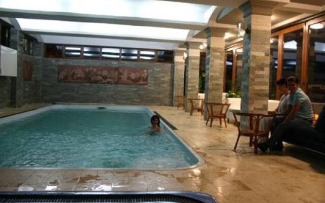 Hotel Grand
