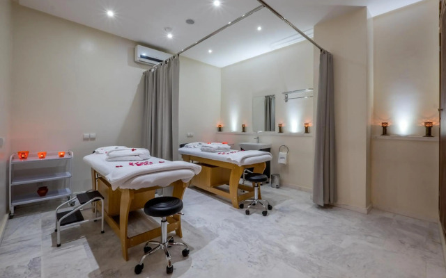 Ayoub Hotel & Spa