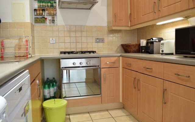 Bright 1 Bedroom Apartment in Finsbury Park