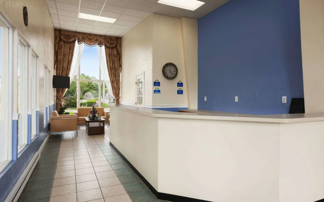 Days Inn by Wyndham West Yarmouth/Hyannis Cape Cod Area