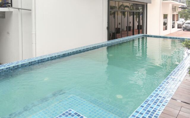 OYO 90020 Amoris Grand Event Space