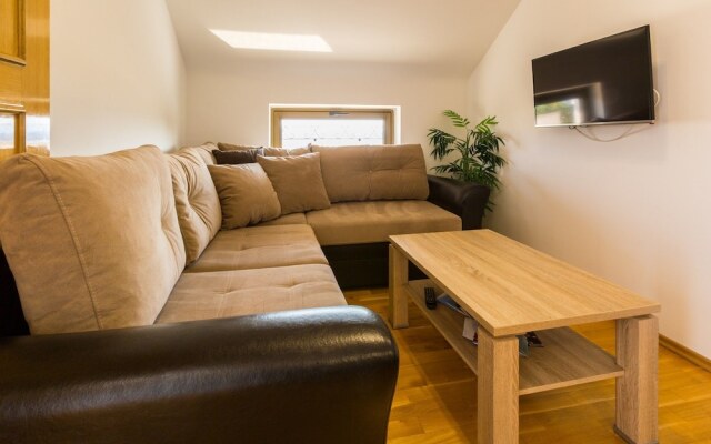 Apartment Pericic Zuti