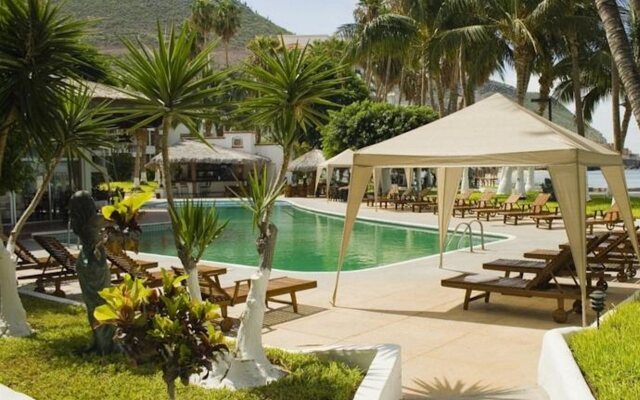 La Concha Beach Hotel & Club