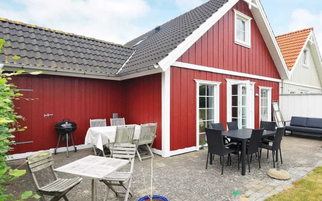 8 Person Holiday Home in Brenderup Fyn-by Traum