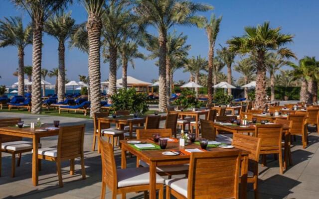 Stunning 5* 4Br-Oceanfront-Apartment