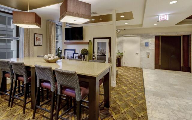 Hampton Inn Majestic Chicago Theatre District