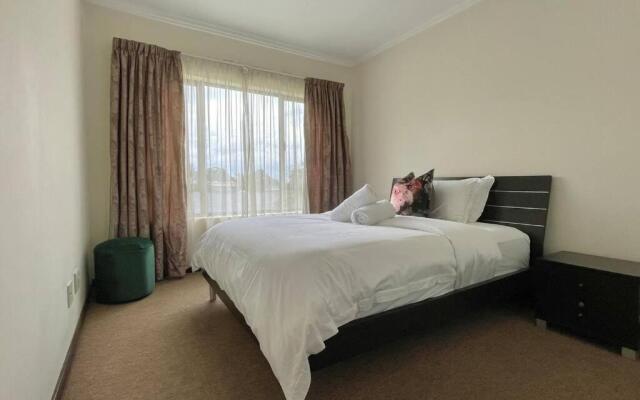 One-Bedroom @24Malibu Loft