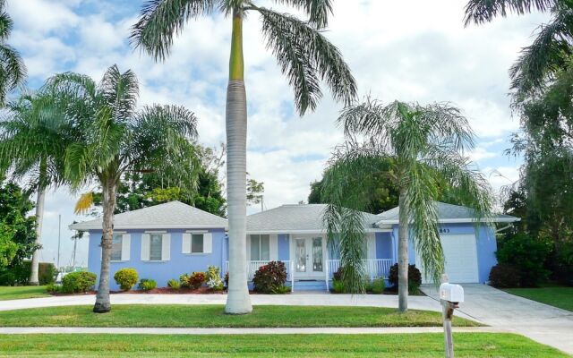 843 Buttonwood Court