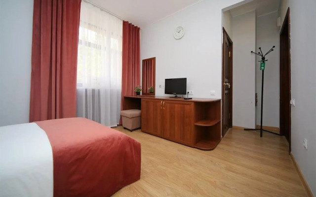 Sanatorium Krasnousolsk Building 4