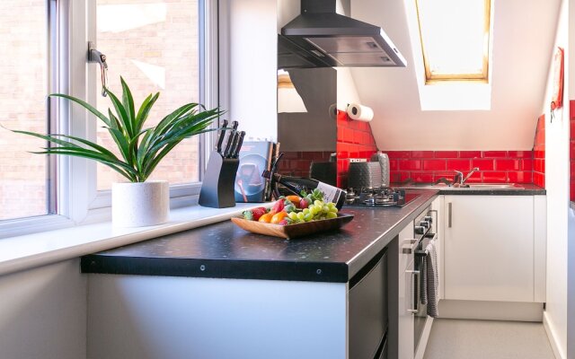 Leicester's Lyter living Serviced apartments Opposite Leicester Railway Station