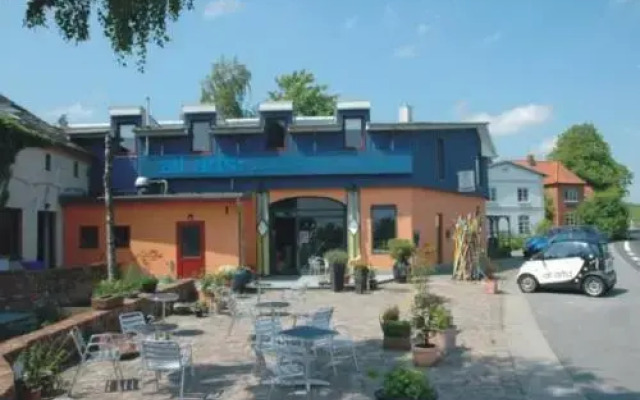 Hotel all arts: